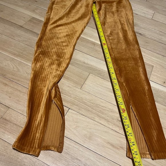 Juicy Couture velour ribbed ankle zip leggings - Picture 11 of 12